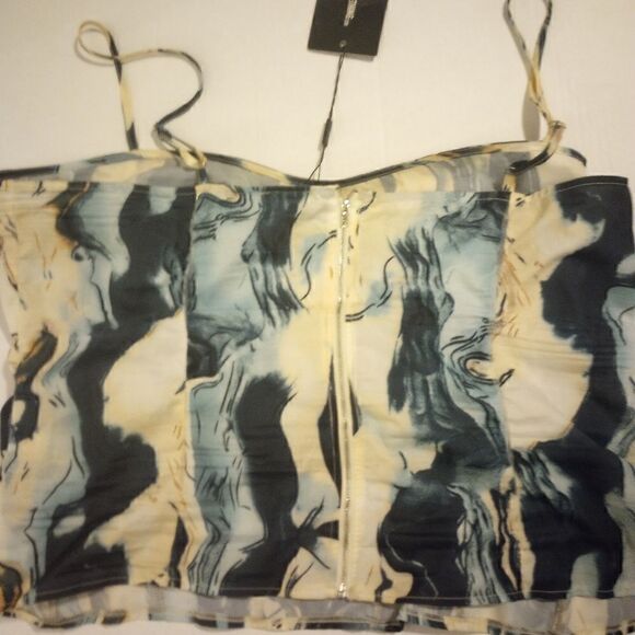 NWT pretty little thing spaghetti strap corset style top - Picture 5 of 10